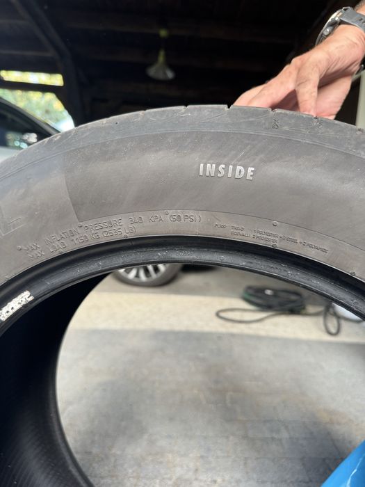 Komplet Continental PremiumContact 6 275/50 R20
