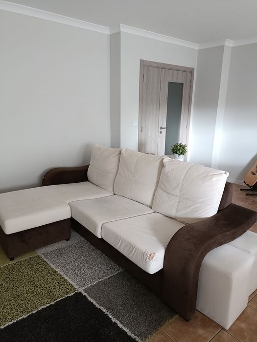 Sofá com chaise long