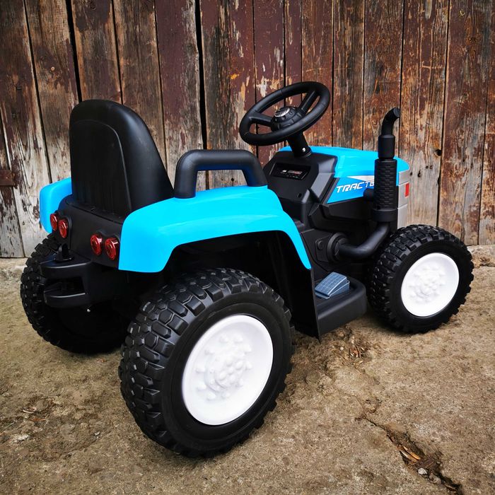 TRAKTOR NEW HOLLAND Ciągnik Elektryczny Naczepa Auto Akumulator ŚWIATŁA LED PILOT DZIECI