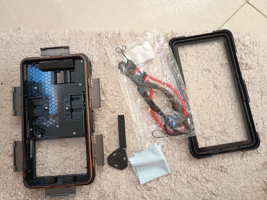 Wodoodporny case na telefon