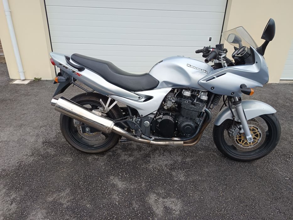 Kawasaki zr7s 750cc