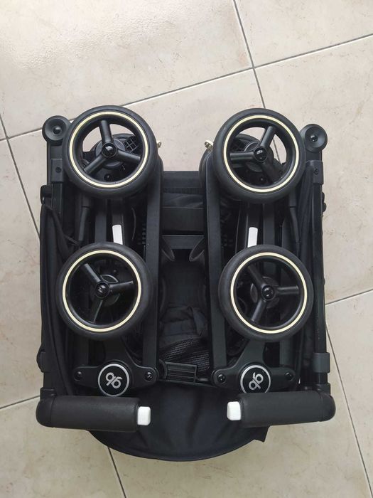 Carrinho de Bebê GB Pockit + Bolsa transporte