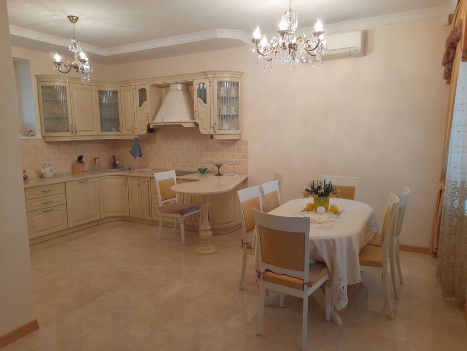 Будинок для проживання бізнесу інвестицій