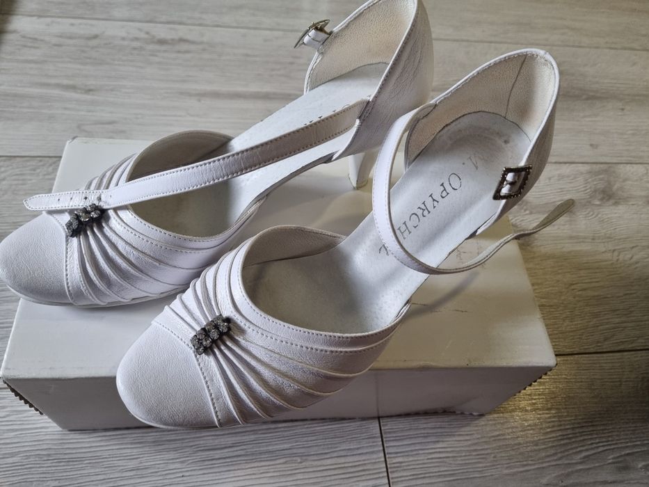 Buty ślubne białe roz. 35