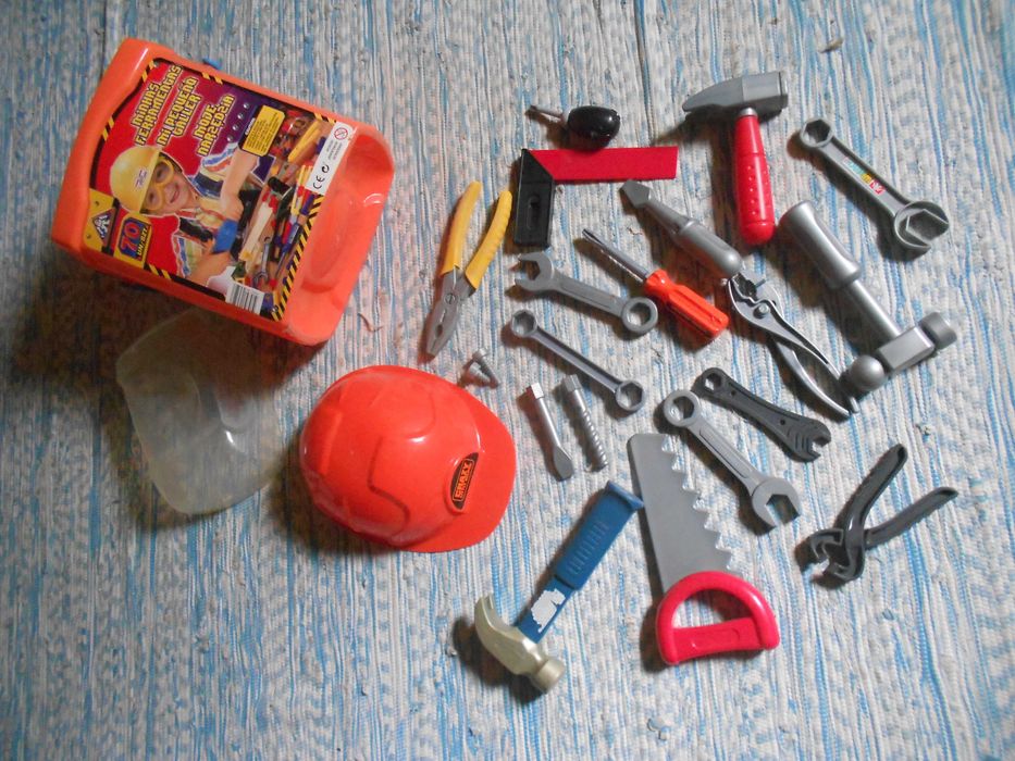 Mega garagem e mala de ferramentas