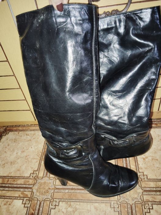 Зимові сапоги, чоботи з натуральної шкіри на хутрі 39 р.