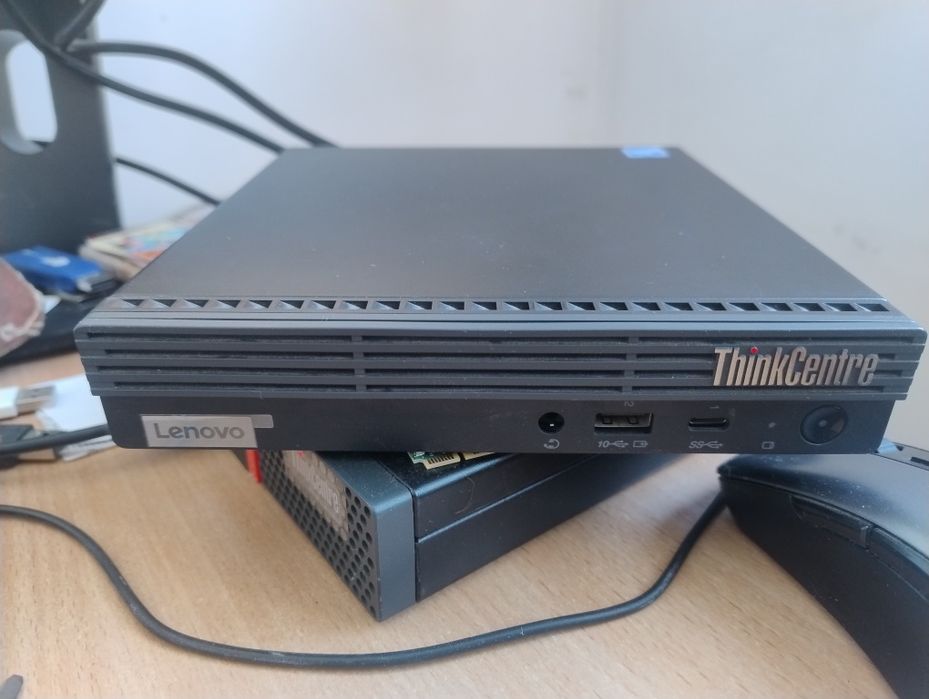 Неттоп Lenovo M70q USFF/Intel Celeron G5905T  на запчастини