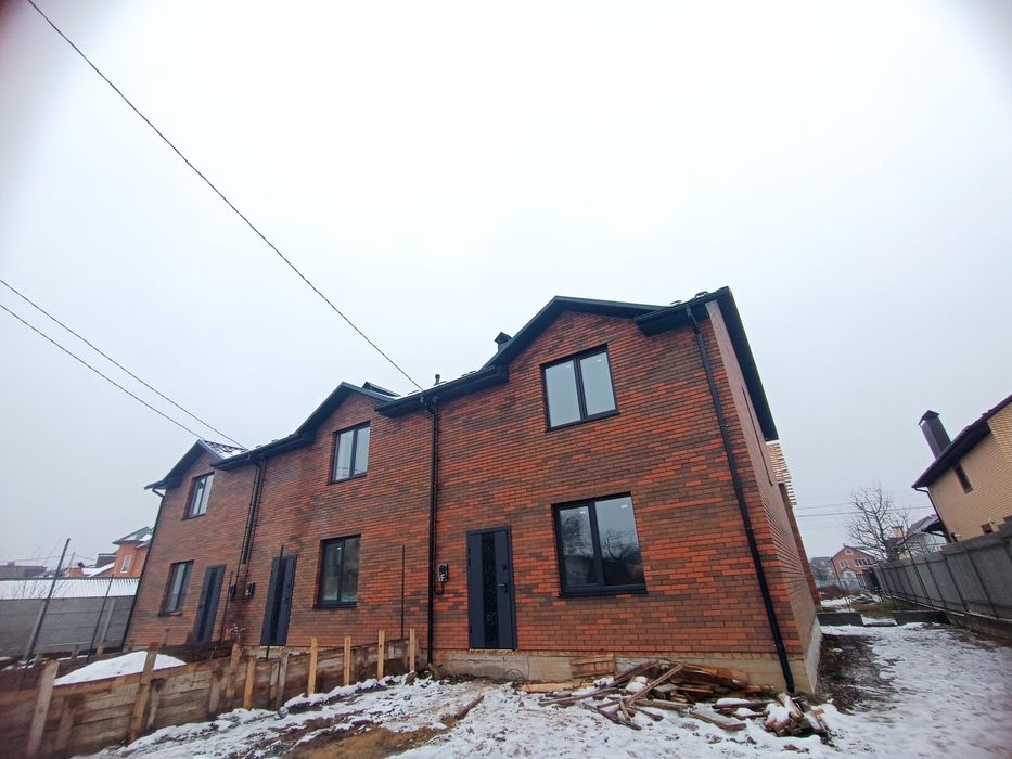 Продаж таунхауса 105 м2 на Немирівському шосе