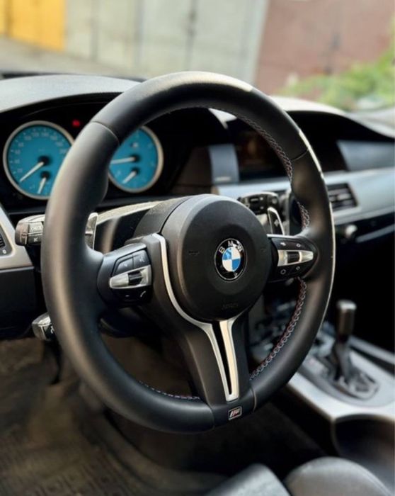 М руль BMW E60 E61 E63 E53 E83 E85 E46 E39 E38 X5 болт он