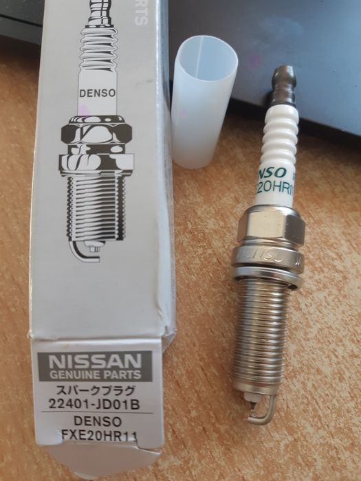 Свічки запалювання Denso Iridium FXE20HR11; FK20HR11/ FK20HBR11