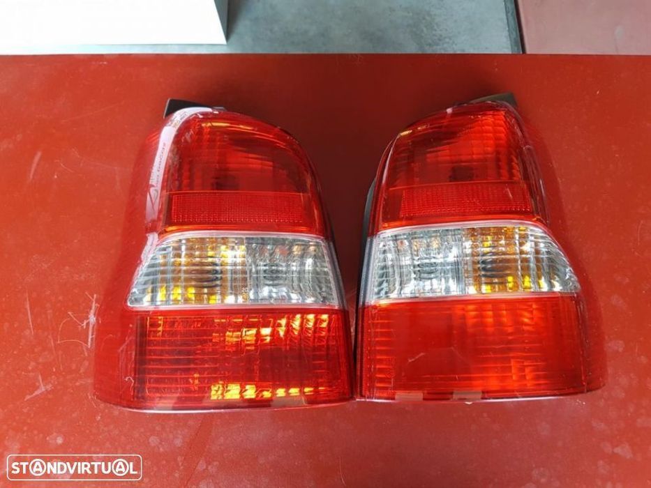 Farolins Mazda Demio 2003