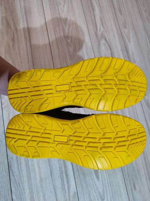 Sandały robocze ochronne VM Memphis S1 ESD SRA z kompozytowym podnoski