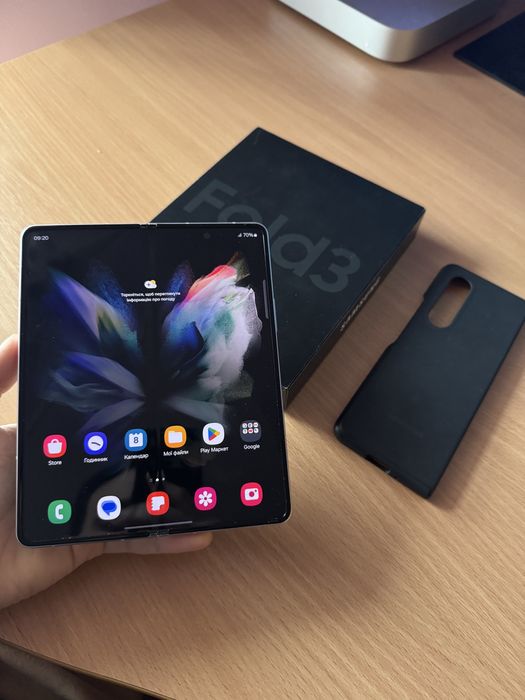 Samsung Galaxy Fold 3 12/256 GB phantom silver