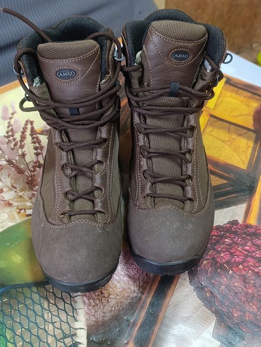 Продам чоловічі черевики