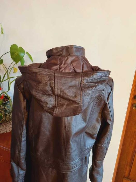 Męska skórzana kurtka ocieplana brązowa zimowa z kapturem rozmiar M