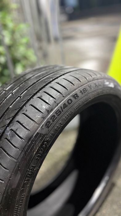 2 Pneus 225/40 R18 Continental