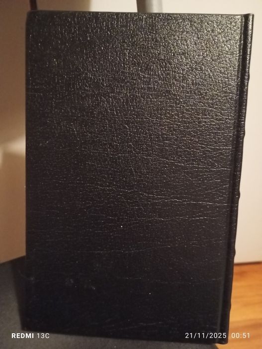 Livro " Amor e pedagogia-Nada menos que todo um homem"