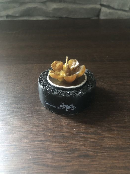 Świeczka mała 48tknd