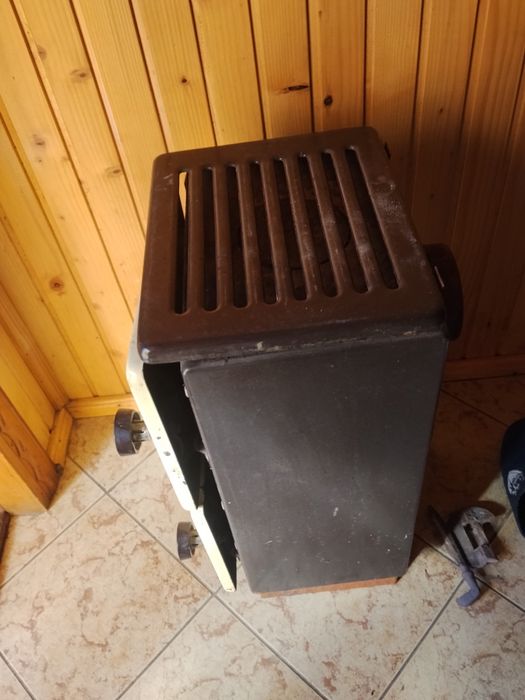 Буржуйка. Піч на дрова