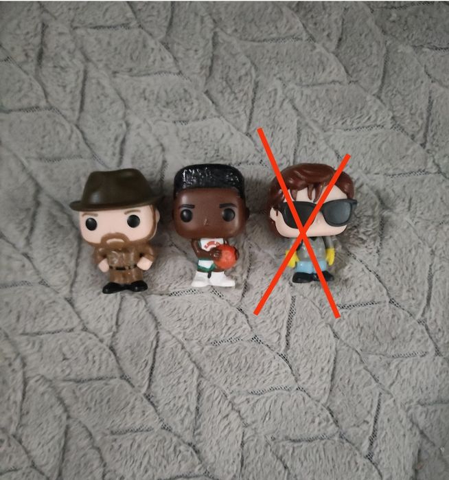 Dwie figurki Kinder joy