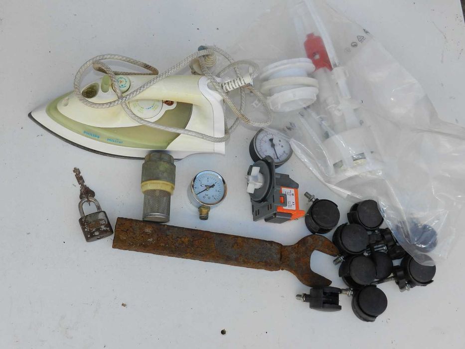 Разное из купленного гаража.Цена за все.Все в описании.