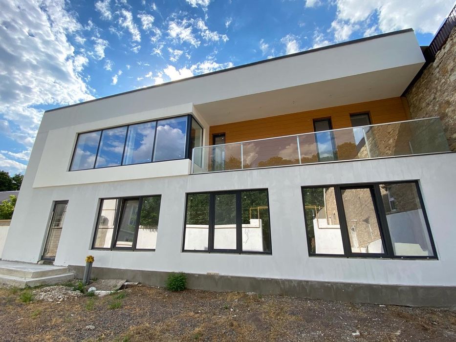 Элитный дом в самом центре