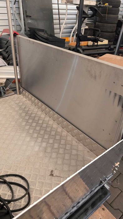 platforma dla niepełnosprawnych hiro podnosi na 80 cm