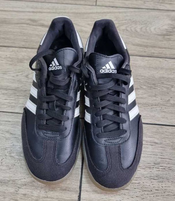 adidas velosamba - купити товари моди та стилю - Ціна на OLX.ua