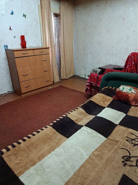 Продам частину будинку, центр