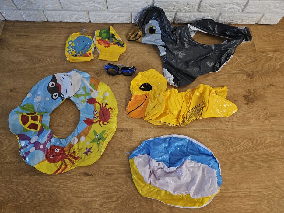 Zestaw - 3x kółka, nowe okulary, rękawki, piłka