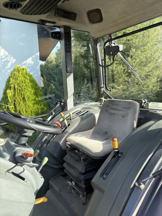 Ciągnik sadowniczy Claas Nectis 227 Vl