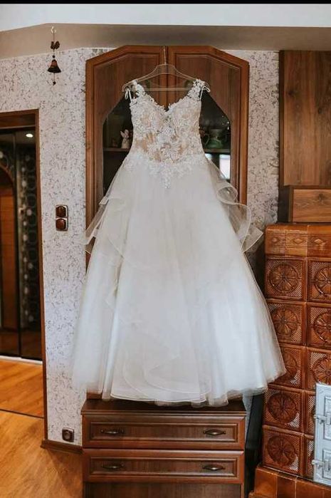 Suknia ślubna na wzrost 168 cm + obcas 5 cm