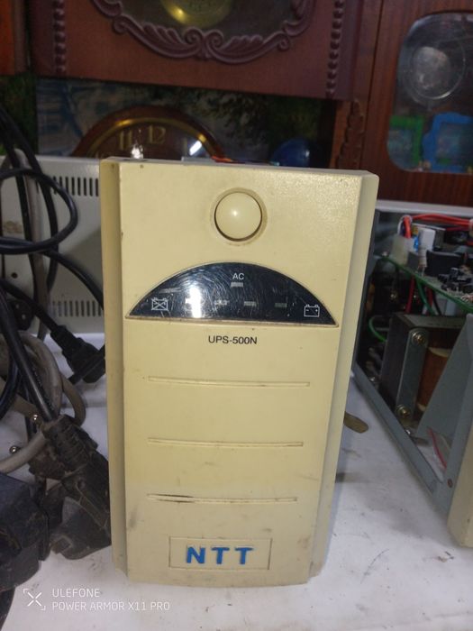 Інвертор UPS безперебійник