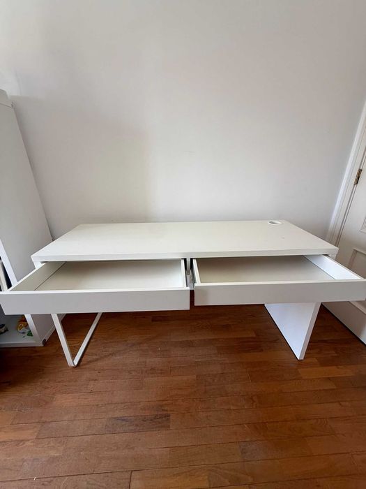 Secretária Ikea MICKE - 142x50 cm