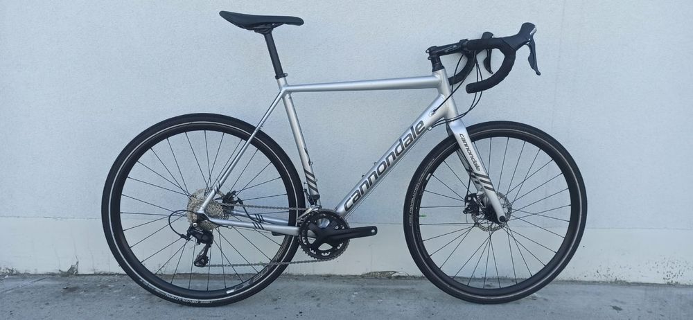CANNONDALE CAADX (przełaj/gravel), Shimano 105, Rozmiar 58