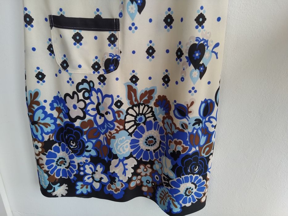 Vestido floral elegante - Tamanho M / L