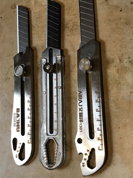 Нож канцелярский, строительный