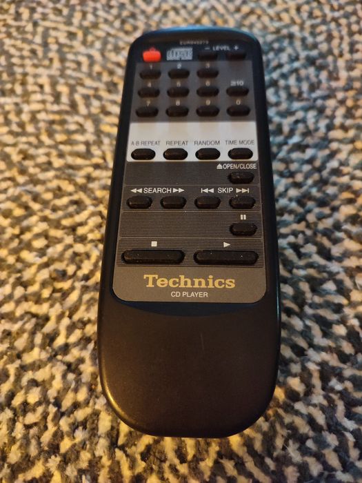 TECHNICS  EUR645273 pilot JAK  NOWY