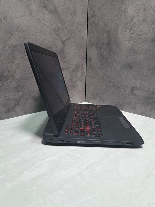 Asus G751J 17" 16GB RAM/256GB SSD/i7-4720HQ nvidia 965 2GB ! D984