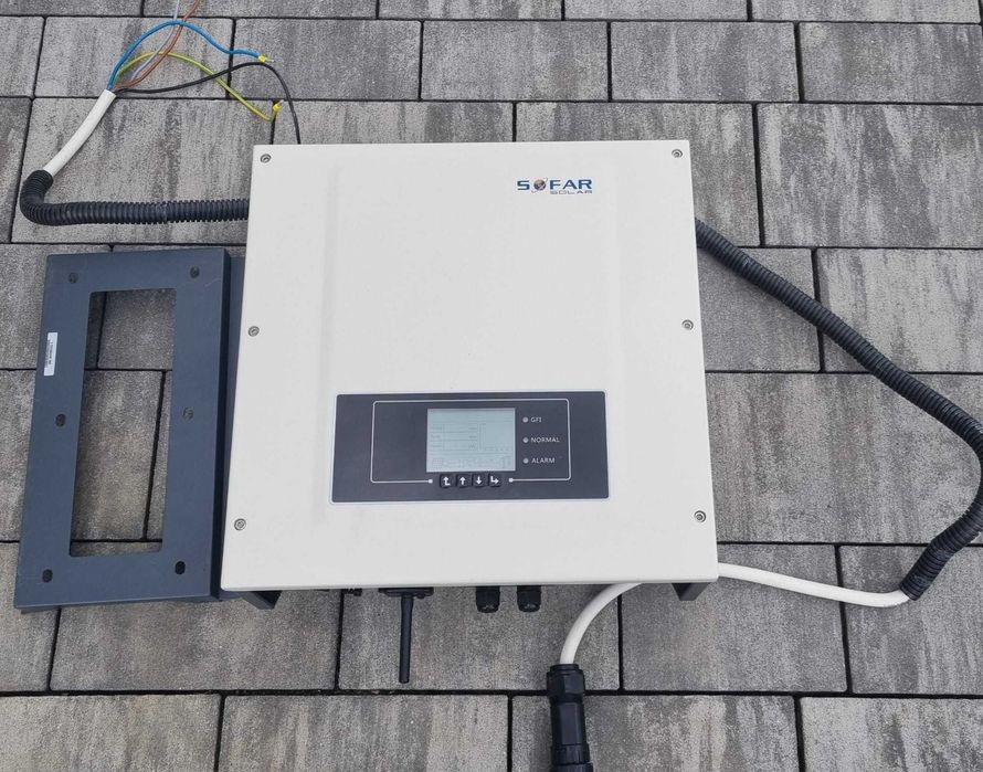 Falownik SOFAR Solar 11KTL-X o mocy 10 kW+ WiFi Logger + uchwyt + dokumenty