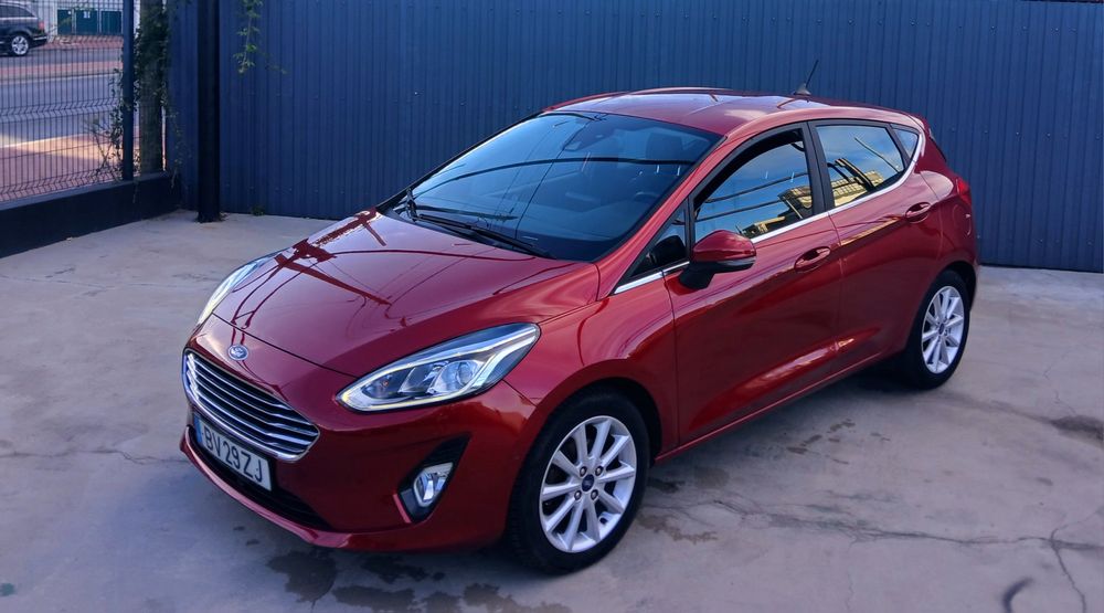 Ford Fiesta TITANIUM 2018/12