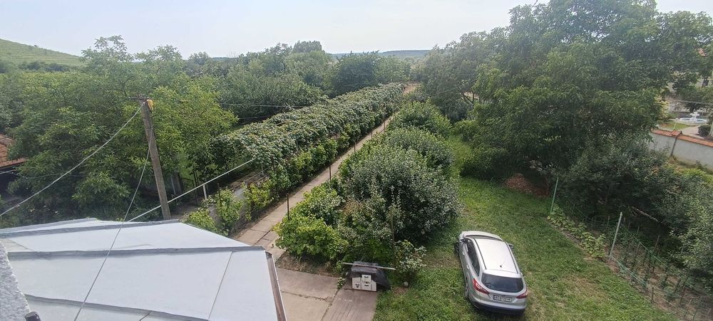 Оренда чудового, великого будинку в одному з кращих районів міста!