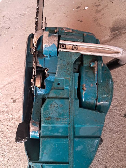 Pilarka makita 6401
