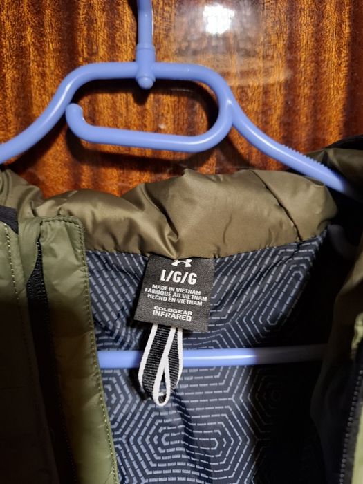 Куртка-пуховик Under armor.