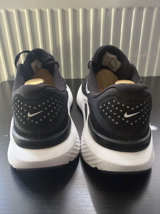 Buty Nike Structure 26
