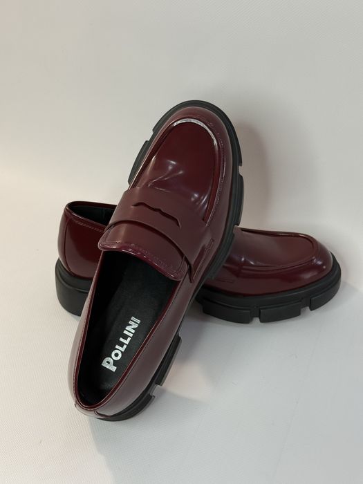 Лофери жіночі Pollini 40