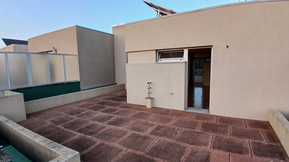 Quarto  para arrendar Maia