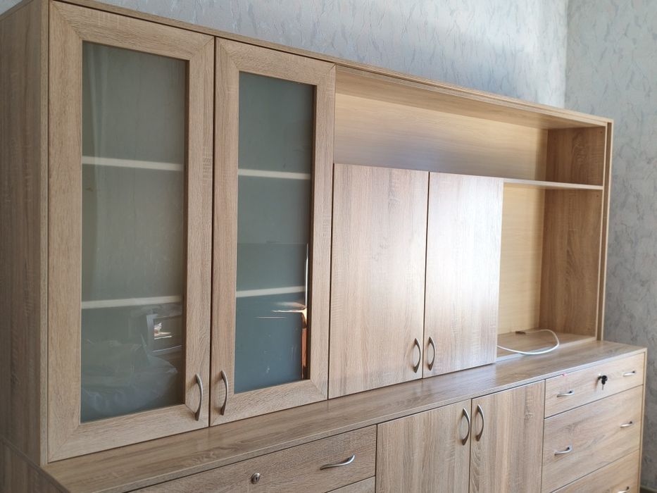 Мебель ( стенка )Б/У.