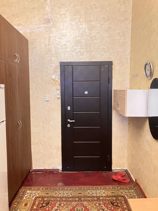 Льва Толстого/Нежинская. Центр, комната в комуне