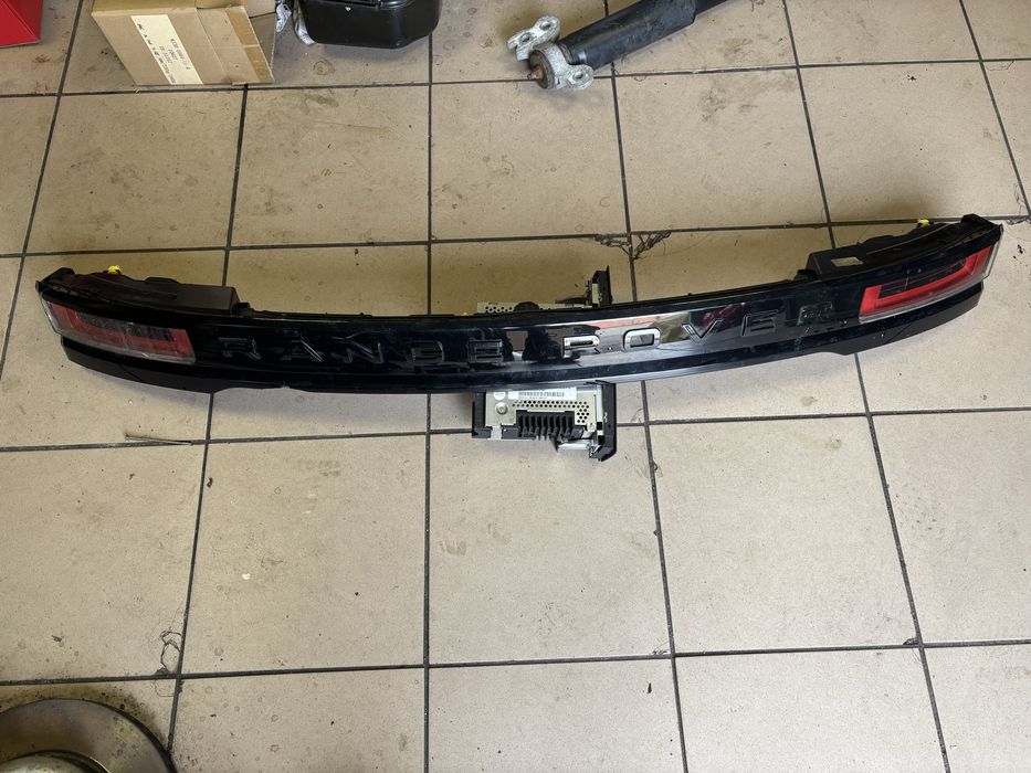 Range Rover Velar l560 Lampy Klapy Tył 17-21r